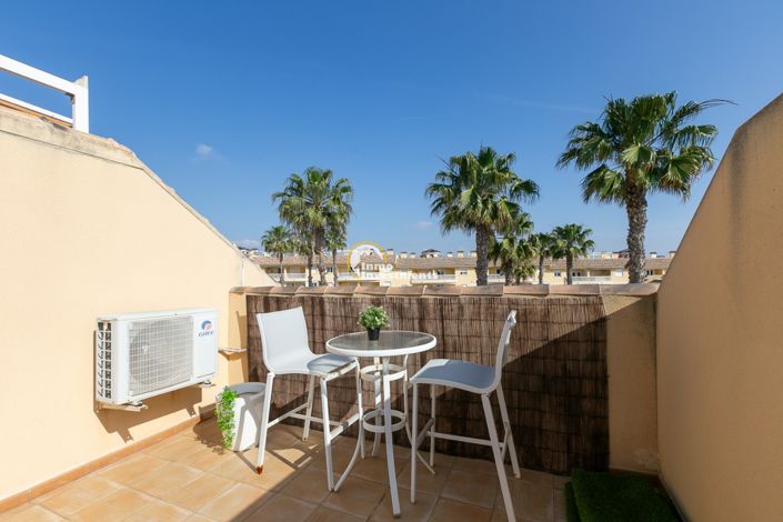 Image No.38-2 Bed Townhouse for sale
