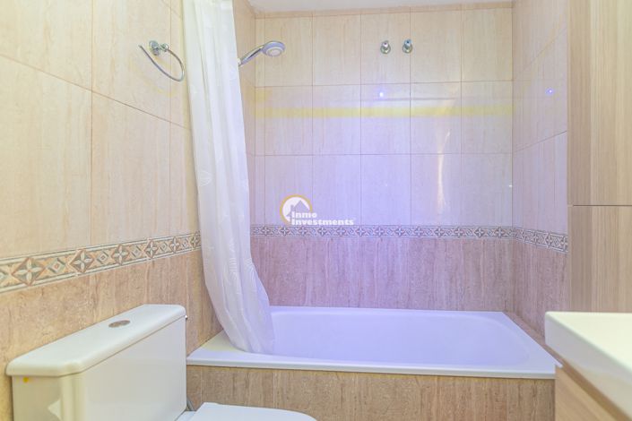 Image No.44-2 Bed Townhouse for sale