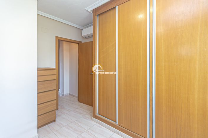 Image No.46-2 Bed Townhouse for sale