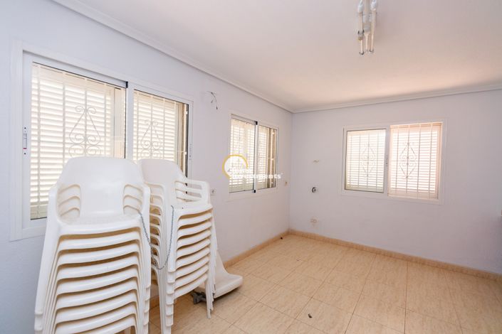 Image No.46-2 Bed Quad for sale