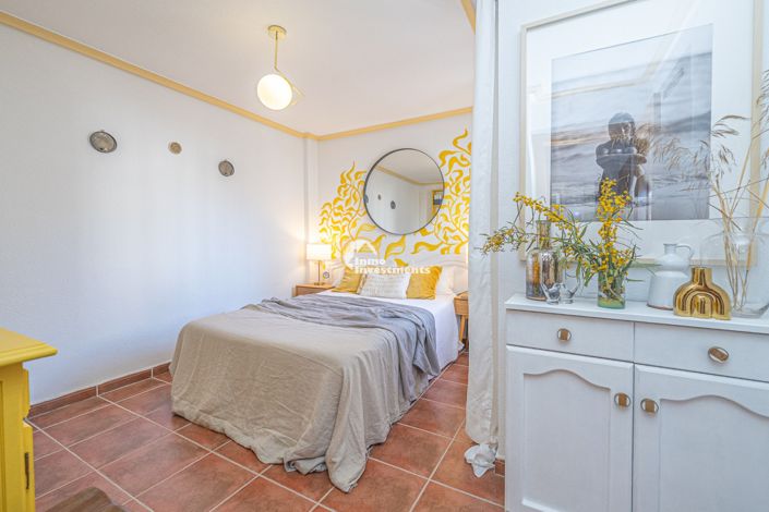 Image No.21-3 Bed Townhouse for sale