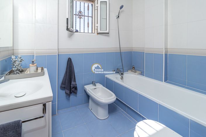 Image No.24-3 Bed Townhouse for sale