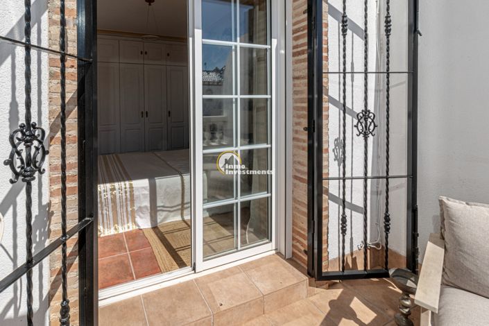 Image No.31-3 Bed Townhouse for sale