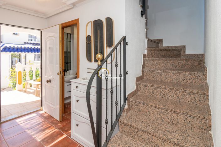 Image No.5-3 Bed Townhouse for sale