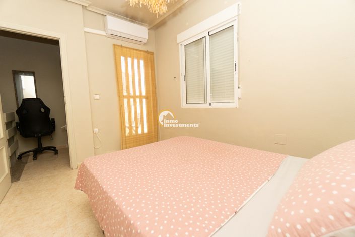 Image No.20-3 Bed Townhouse for sale