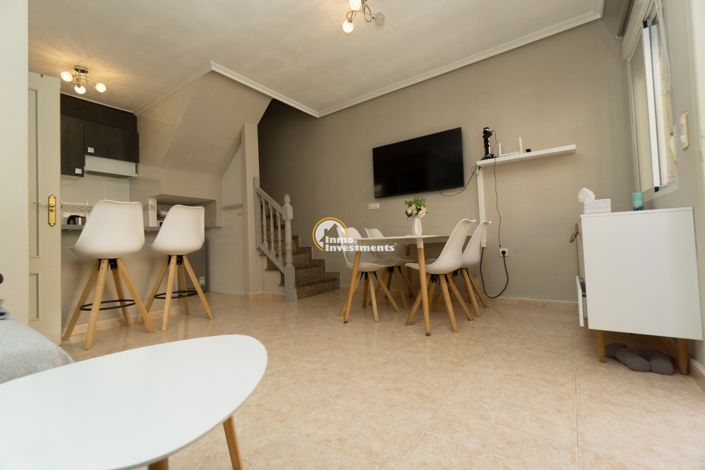 Image No.8-3 Bed Townhouse for sale
