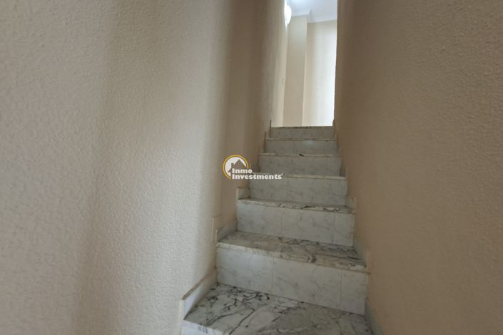 Image No.14-1 Bed Townhouse for sale
