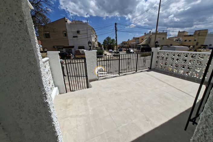 Image No.3-1 Bed Townhouse for sale
