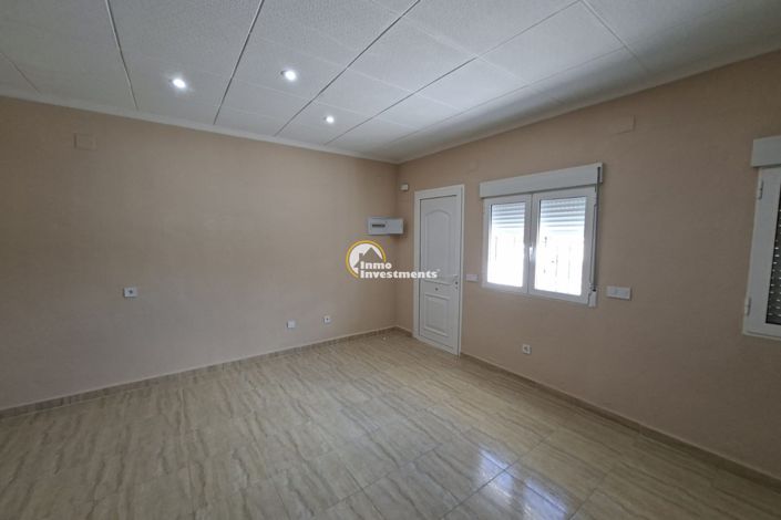 Image No.7-1 Bed Townhouse for sale