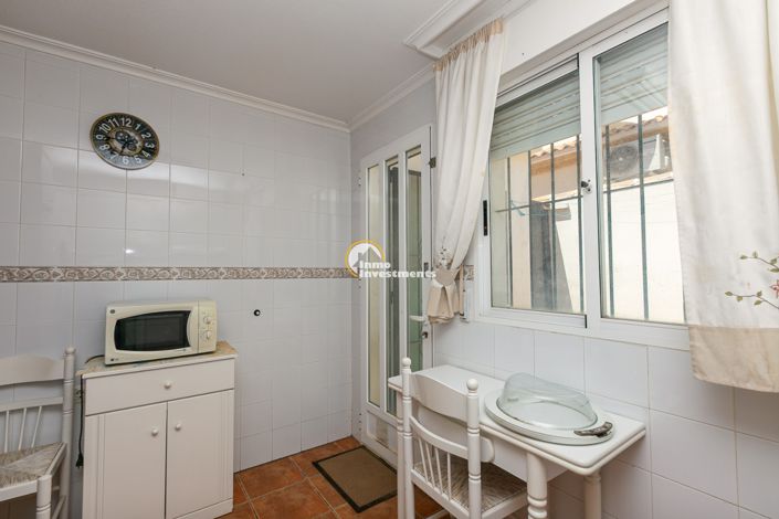 Image No.19-2 Bed Townhouse for sale