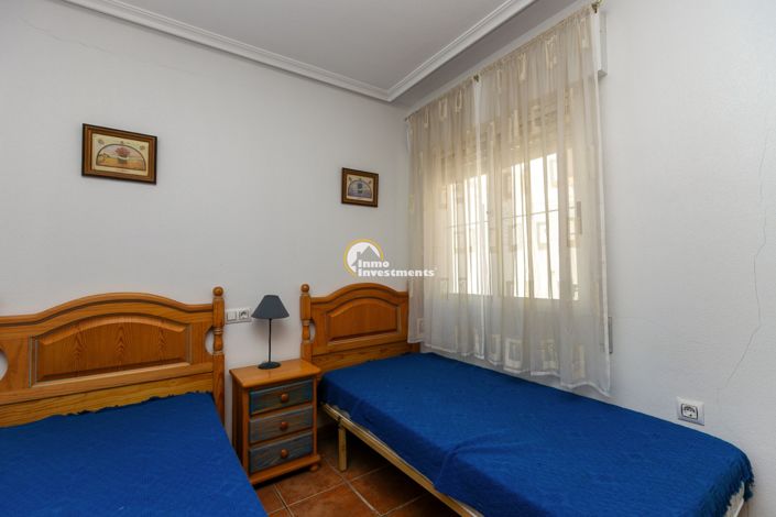 Image No.25-2 Bed Townhouse for sale