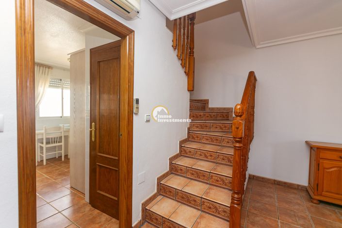 Image No.29-2 Bed Townhouse for sale