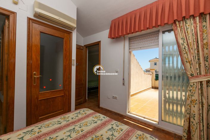Image No.36-2 Bed Townhouse for sale