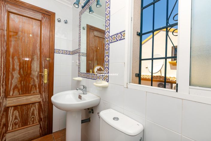 Image No.38-2 Bed Townhouse for sale
