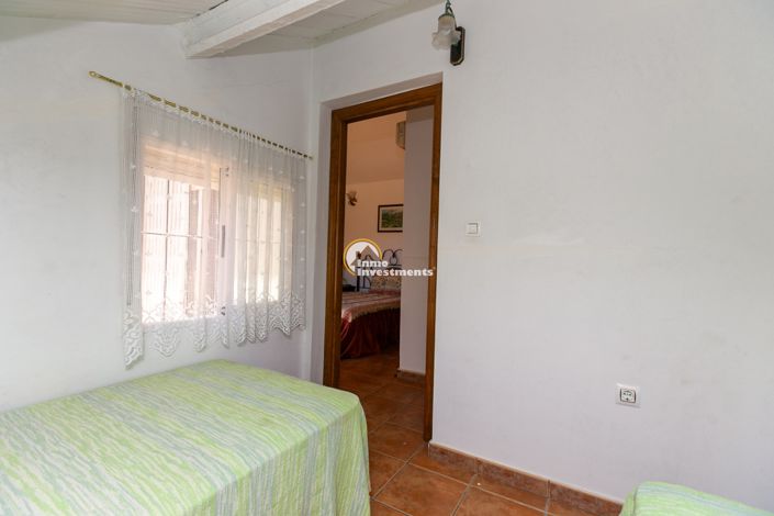 Image No.43-2 Bed Townhouse for sale