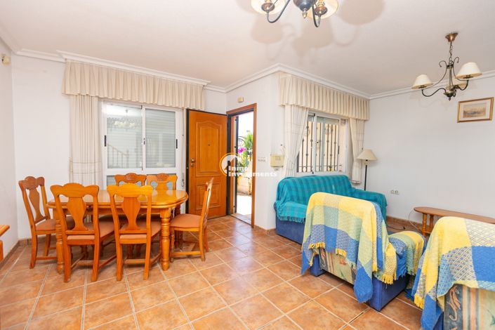 Image No.8-2 Bed Townhouse for sale