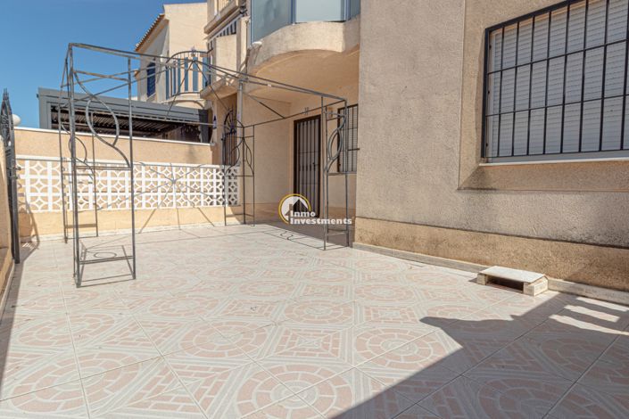 Image No.21-3 Bed Apartment for sale