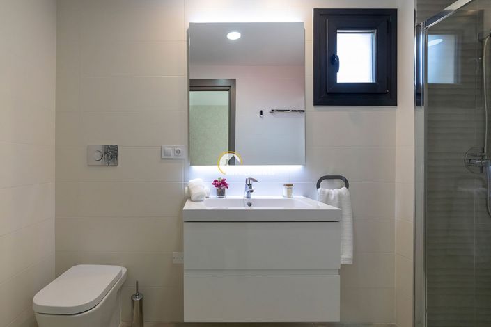 Image No.11-3 Bed Apartment for sale