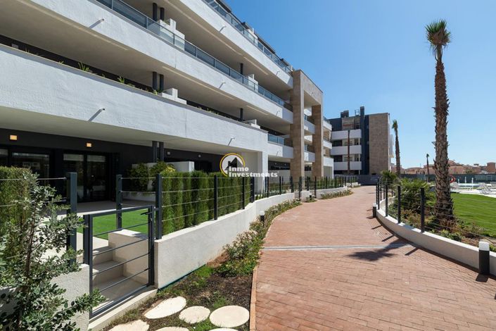 Image No.18-3 Bed Apartment for sale