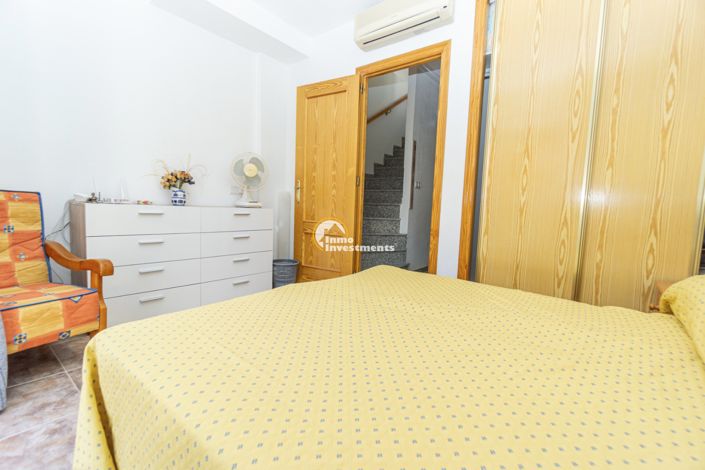 Image No.22-3 Bed Townhouse for sale