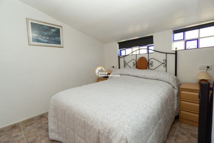 Image No.25-3 Bed Townhouse for sale