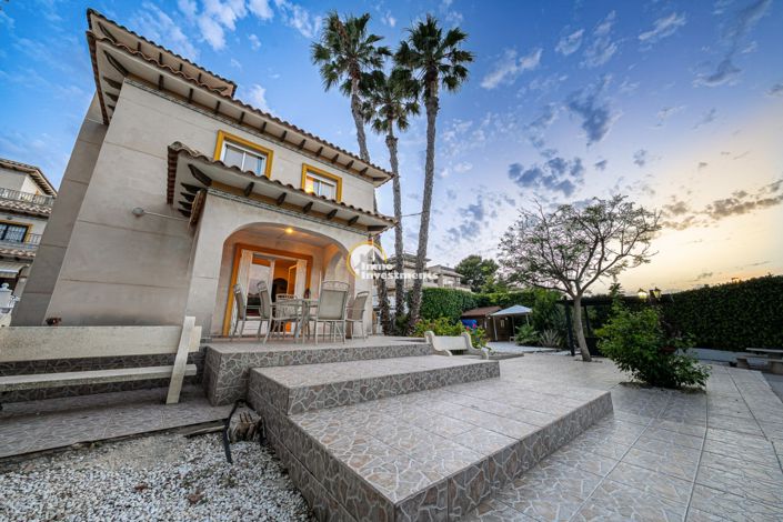 Image No.2-3 Bed Villa for sale