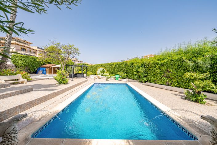 Image No.6-3 Bed Villa for sale