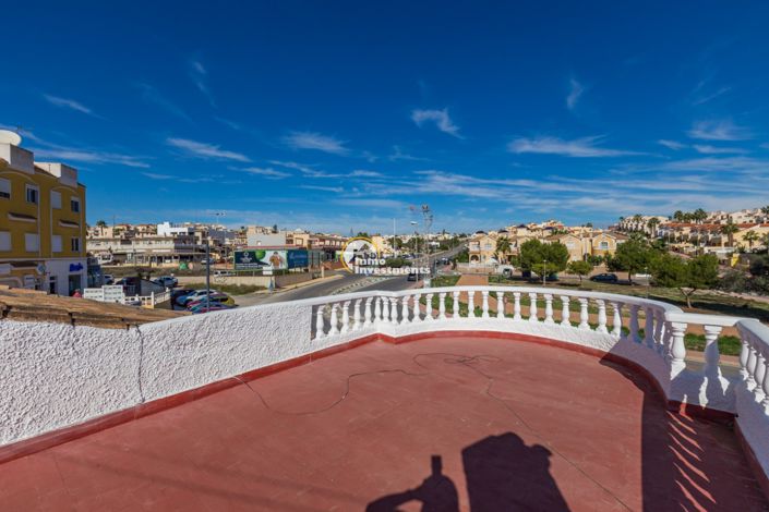 Image No.24-2 Bed Villa for sale