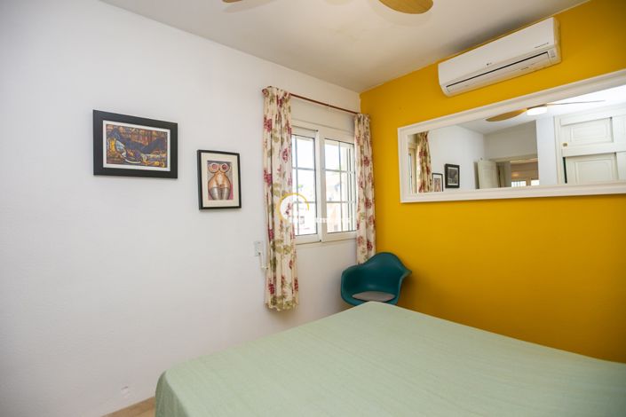 Image No.36-2 Bed Bungalow for sale