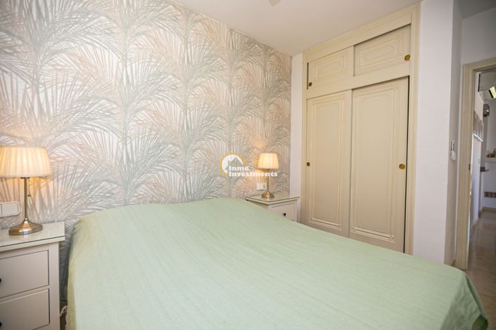 Image No.37-2 Bed Bungalow for sale