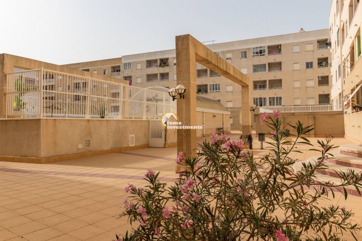 Image No.21-2 Bed Apartment for sale