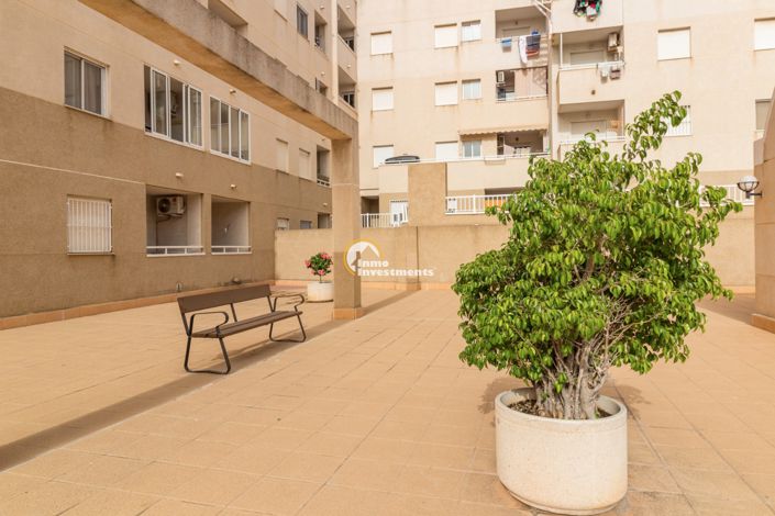 Image No.24-2 Bed Apartment for sale