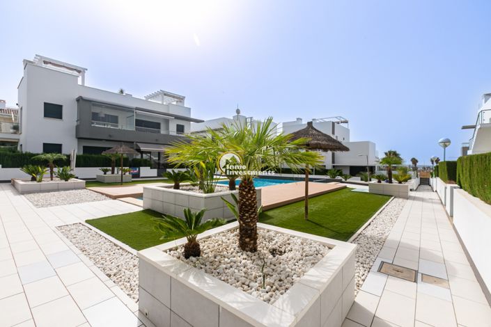 Image No.50-2 Bed Bungalow for sale