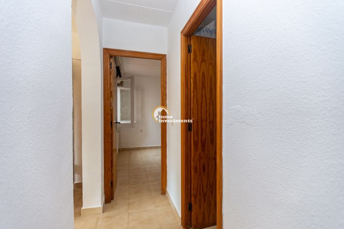 Image No.35-2 Bed Villa for sale