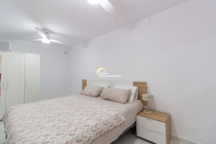 Image No.19-4 Bed Townhouse for sale