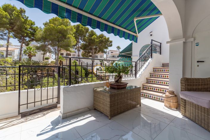 Image No.27-4 Bed Townhouse for sale