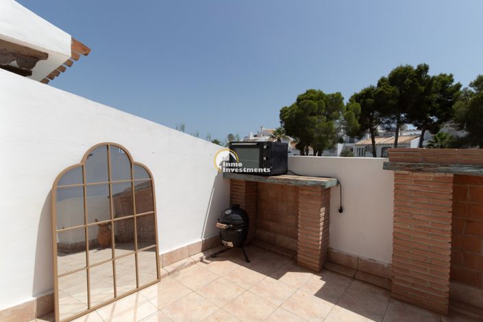 Image No.34-4 Bed Townhouse for sale