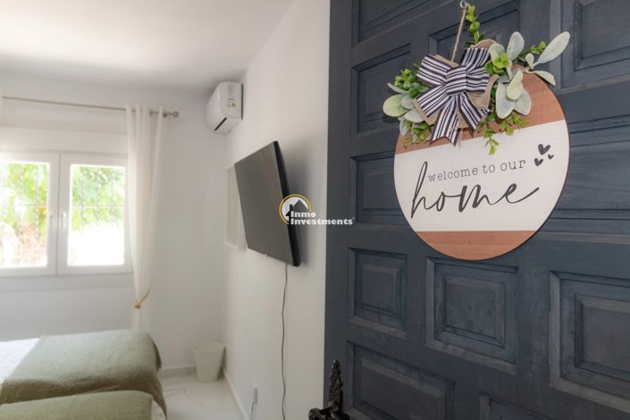 Image No.48-4 Bed Townhouse for sale