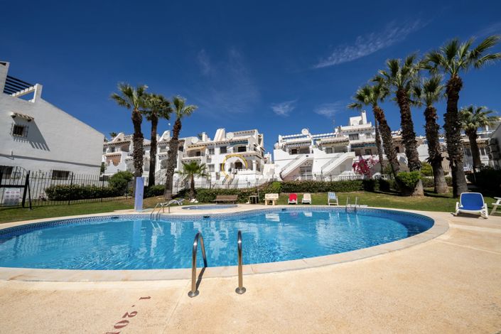 Image No.5-4 Bed Townhouse for sale