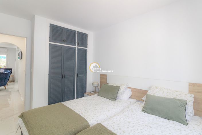 Image No.50-4 Bed Townhouse for sale