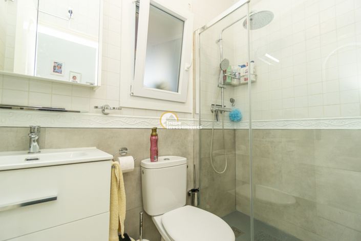 Image No.18-3 Bed Quad for sale