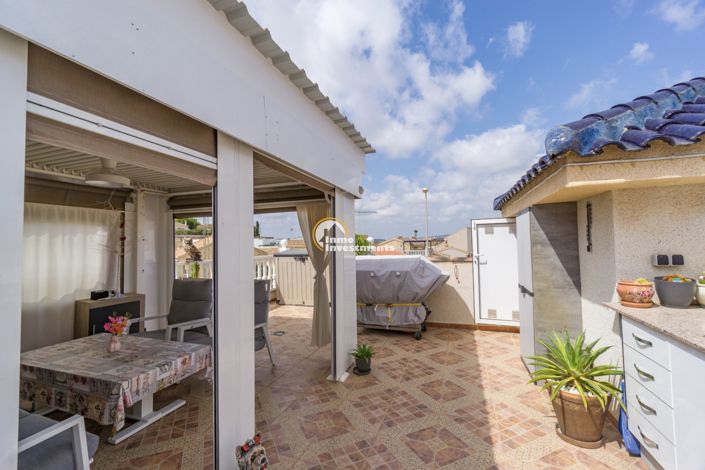 Image No.4-3 Bed Quad for sale