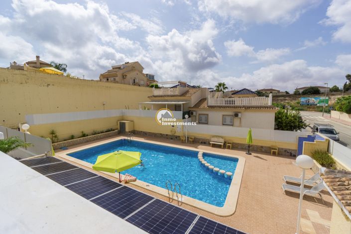 Image No.5-3 Bed Quad for sale