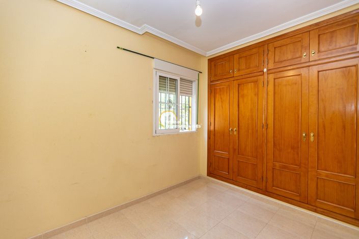 Image No.19-2 Bed Apartment for sale