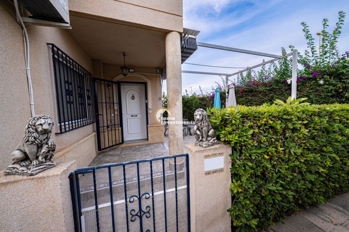Image No.35-2 Bed Property for sale