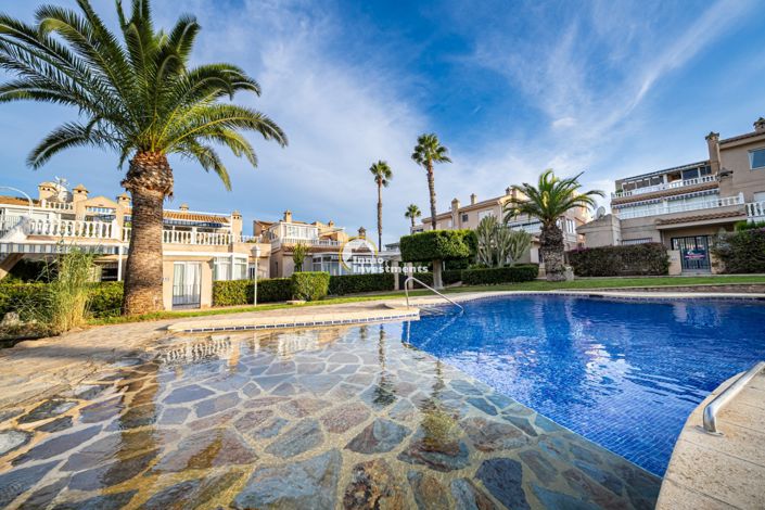 Image No.6-2 Bed Property for sale