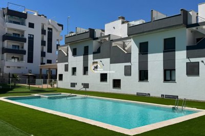 1 - Los Altos, Apartment