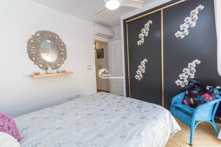 Image No.19-3 Bed Townhouse for sale