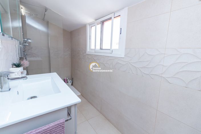 Image No.32-3 Bed Townhouse for sale