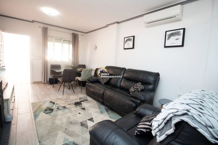 Image No.7-3 Bed Townhouse for sale